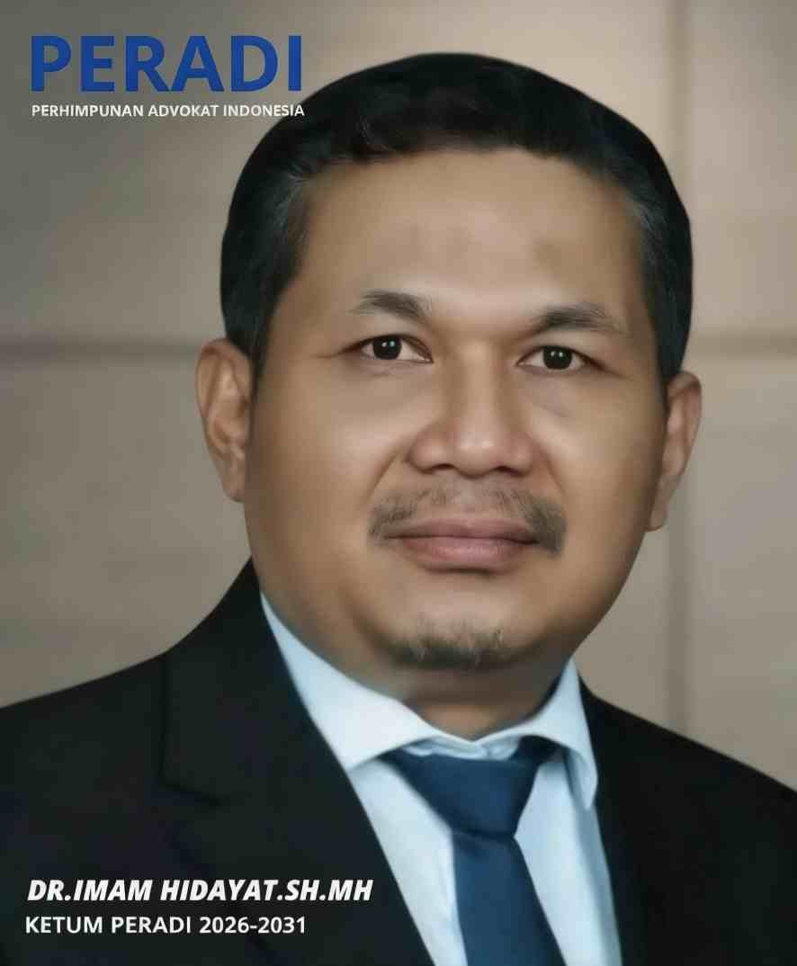 Dr. Imam Hidayat, SH.,MH.